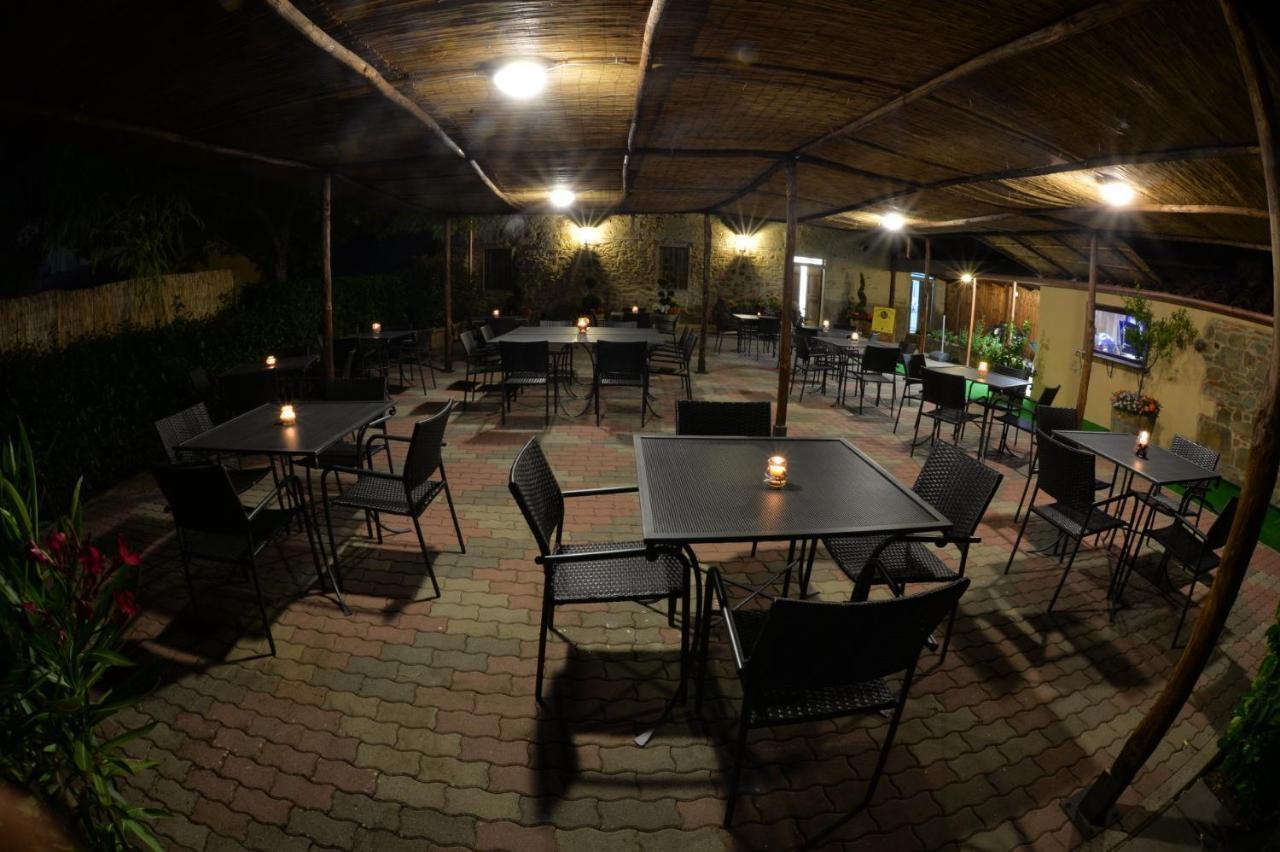 Agriturismo La Posta Reale Кастільйон-Фібоккі Екстер'єр фото